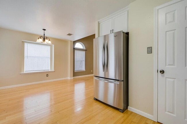 Building Photo - 3408 Flowstone Ln