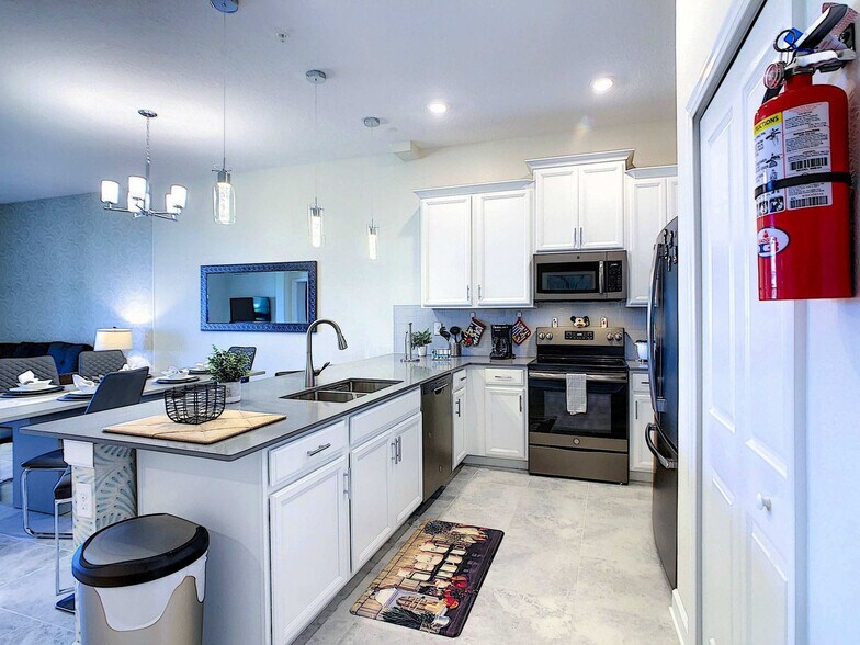 Building Photo - 501 Ocean Course Ave