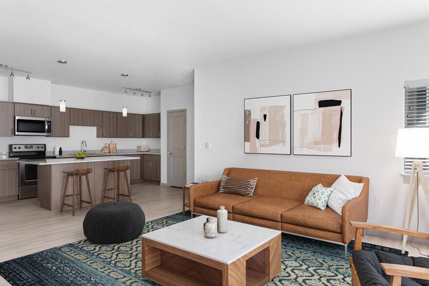 Building Photo - Edgewater at the Cove