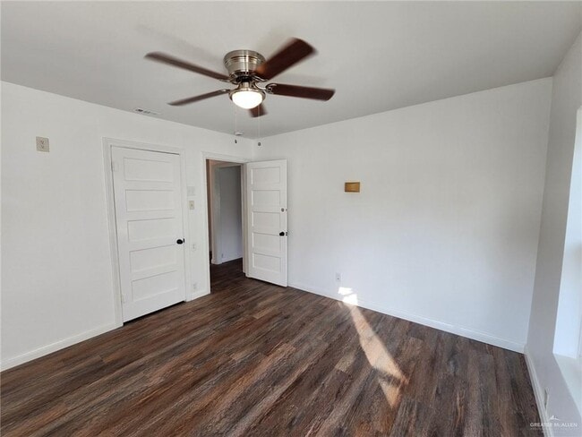 Building Photo - 22 S 6th St