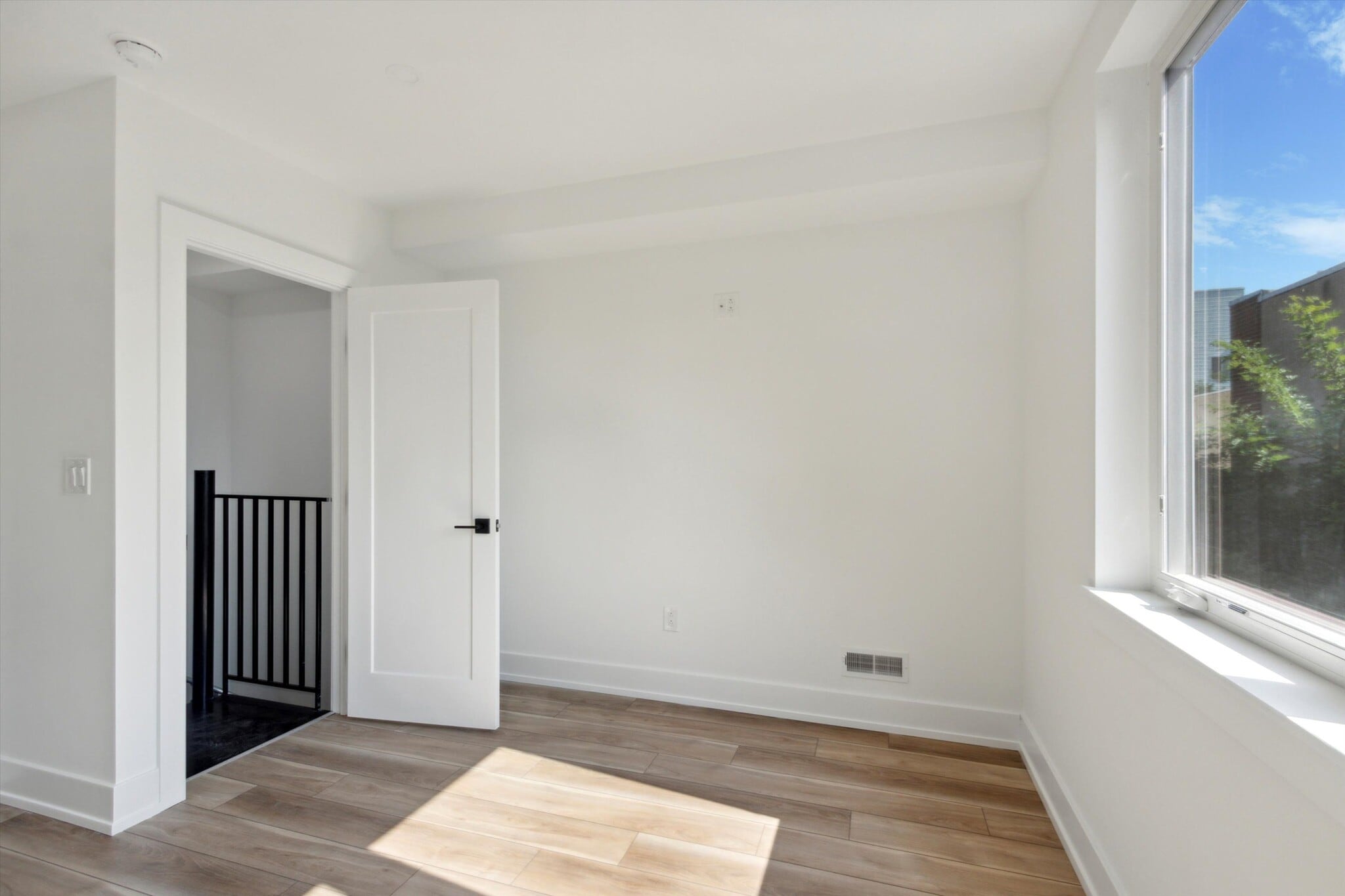 Building Photo - 2009 N 17th St