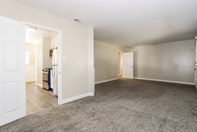 Building Photo - 3802 West Way