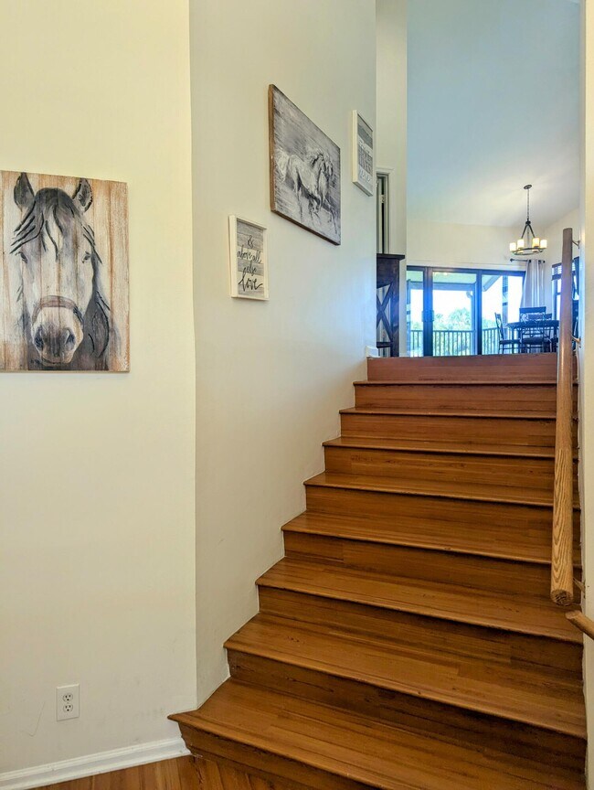 Building Photo - 12676 Shoreline Dr