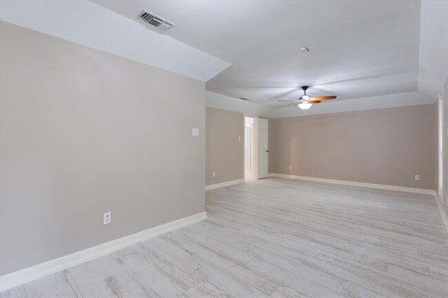 Building Photo - 109 White Sands Dr
