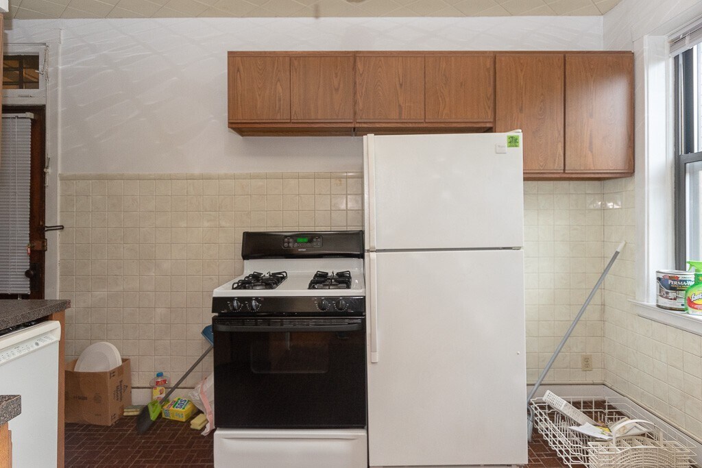 Building Photo - 3617 N Paulina St