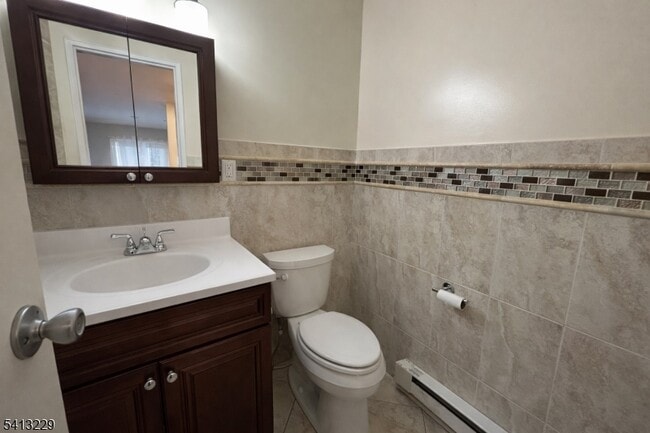 Building Photo - 5 Ascension St