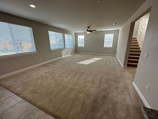 Building Photo - 264 Mabel Josephine Dr