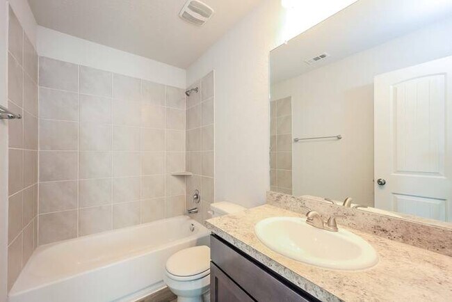 Building Photo - 10432 Green Branch