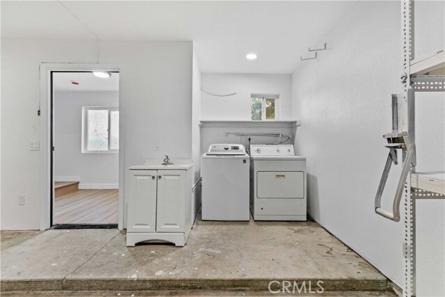 Building Photo - 552 Hahn Ave