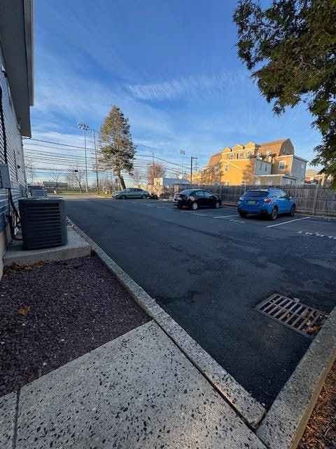 Building Photo - 190 Charles St