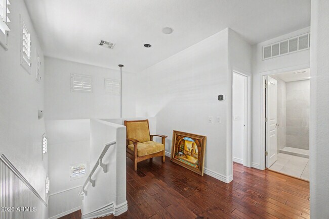 Building Photo - 123 N Washington St