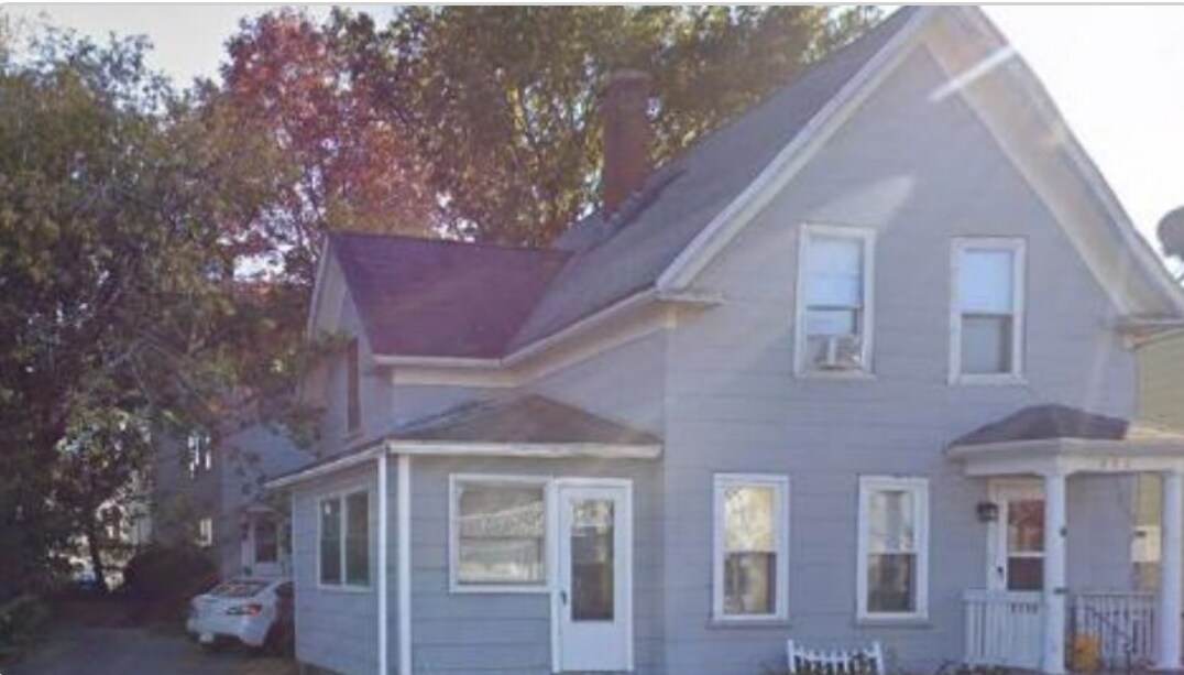 Building Photo - 925 Somerville St