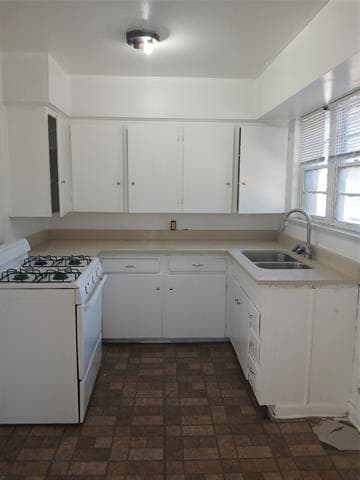 Building Photo - 3019 Avon St