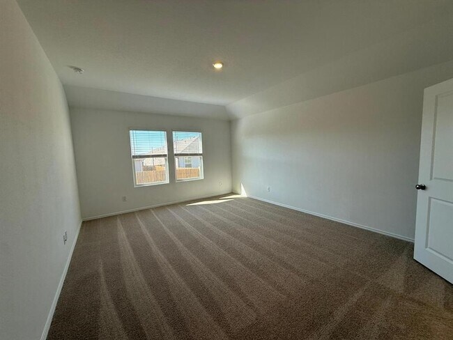 Building Photo - 263 Magalia Ln