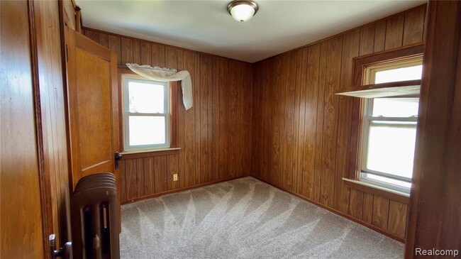 Building Photo - 130 Elm St