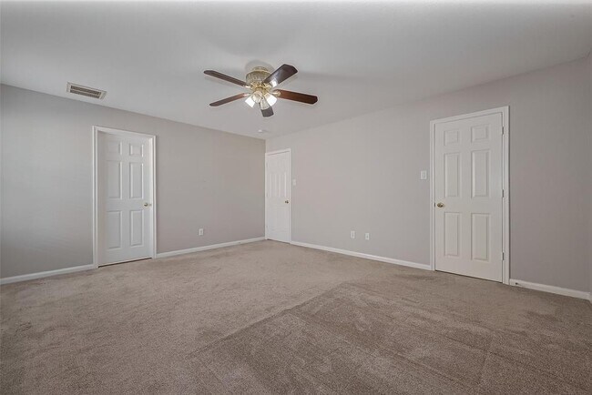 Building Photo - 21831 Manitou Falls Ln