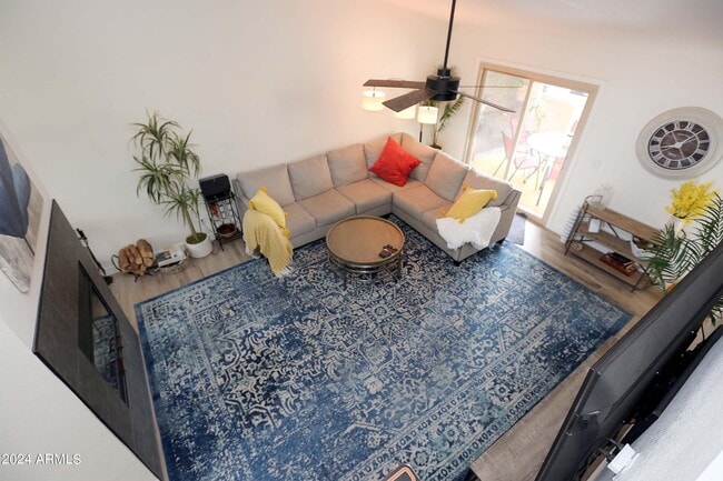 Building Photo - 11271 E Poinsettia Dr