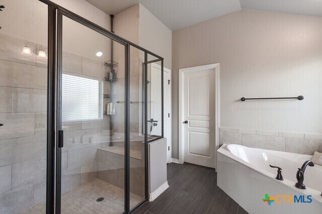 Building Photo - 1802 Rustic Manor Dr