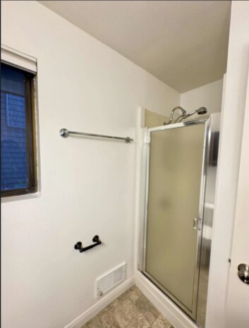 Building Photo - 6260 139th Ave NE