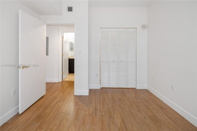 Building Photo - 4100 Salzedo St