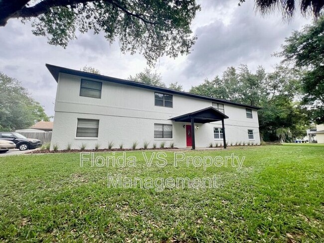 Building Photo - 13 Louisiana Ave