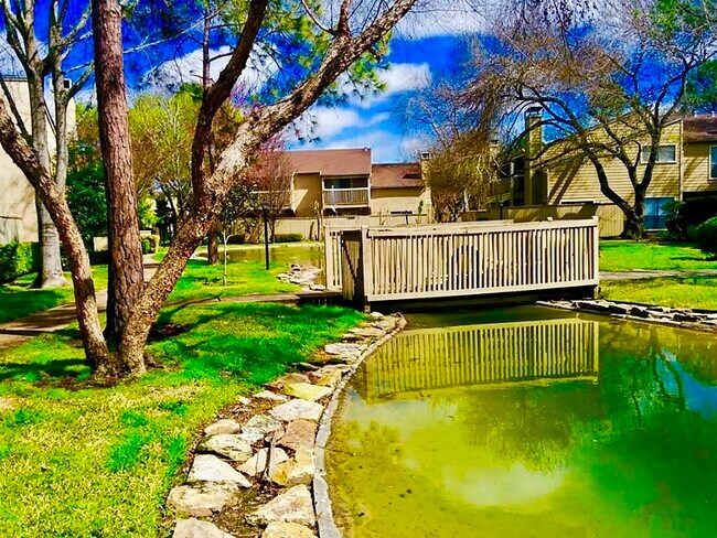 Building Photo - 9317 Pagewood Ln