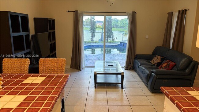 Building Photo - 13553 SW 124th Avenue Rd