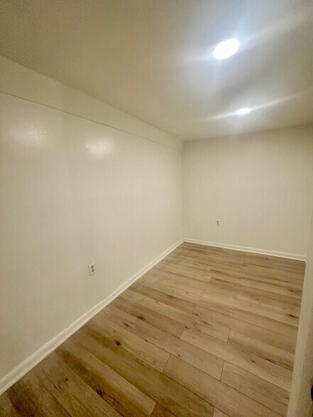 Building Photo - 2009 Flagler Pl NW