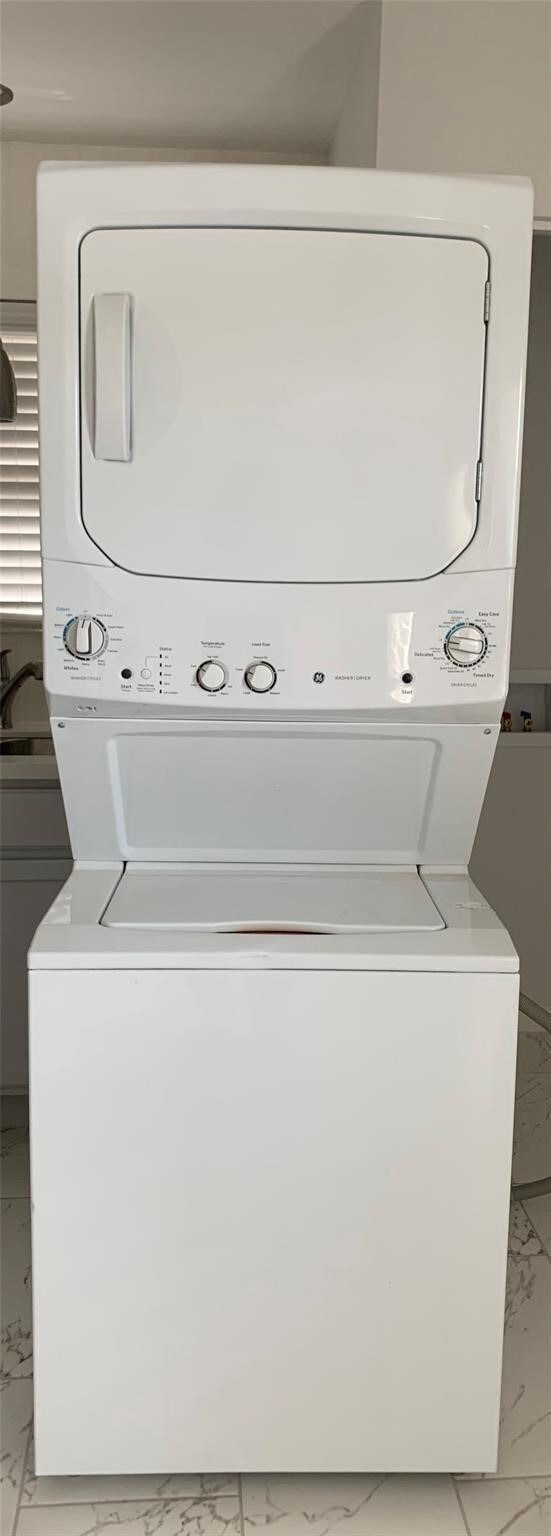 Building Photo - 2303 Blodgett St