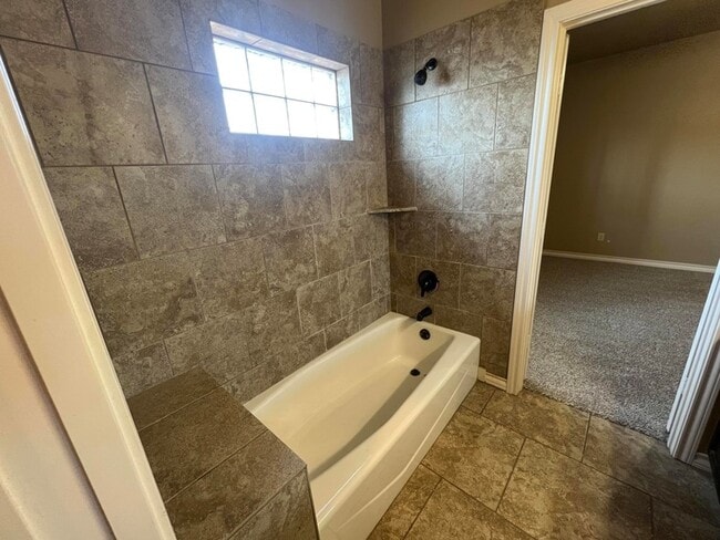 Building Photo - 10509 Quinton Ave