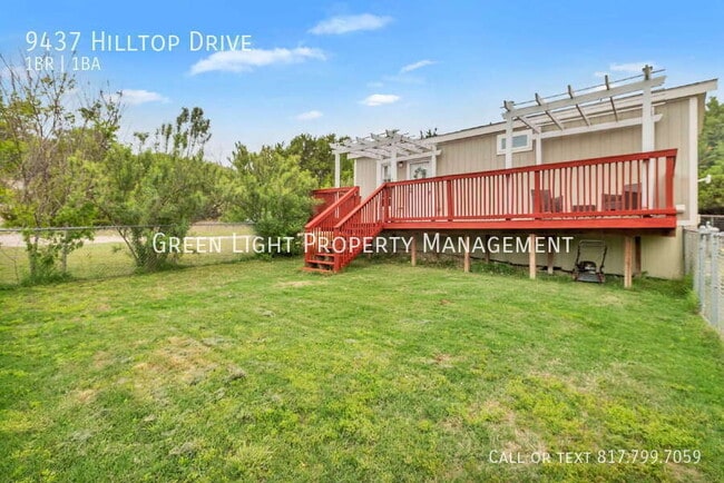Building Photo - 9437 Hill Top Dr