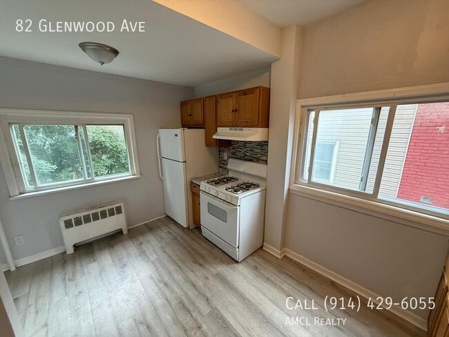 Building Photo - 82 Glenwood Ave