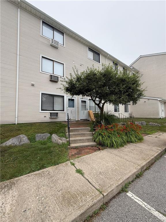 Building Photo - 66 Girard Ave