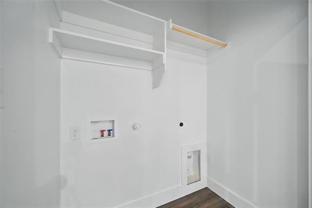 Building Photo - 427 Munson St