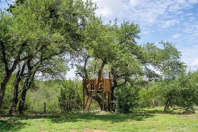 Building Photo - 614 Canyon Rim Dr