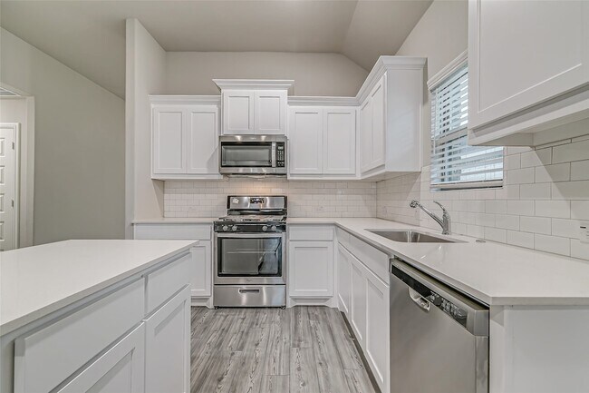 Building Photo - 2419 Rocky Mountain Dr
