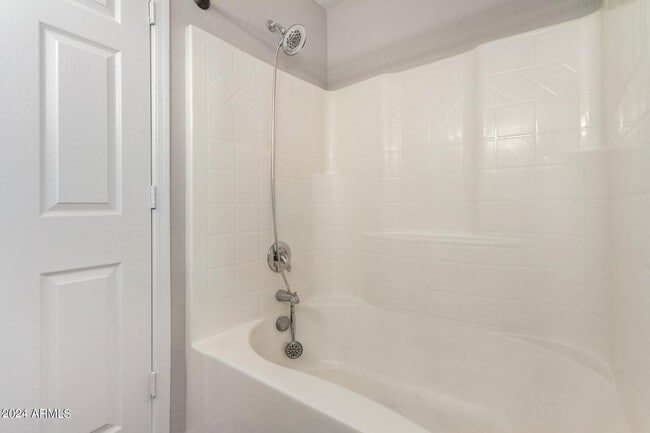 Building Photo - 23690 W Bowker St