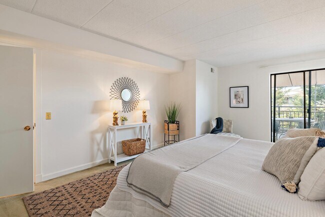 Building Photo - 100 Severn Ave