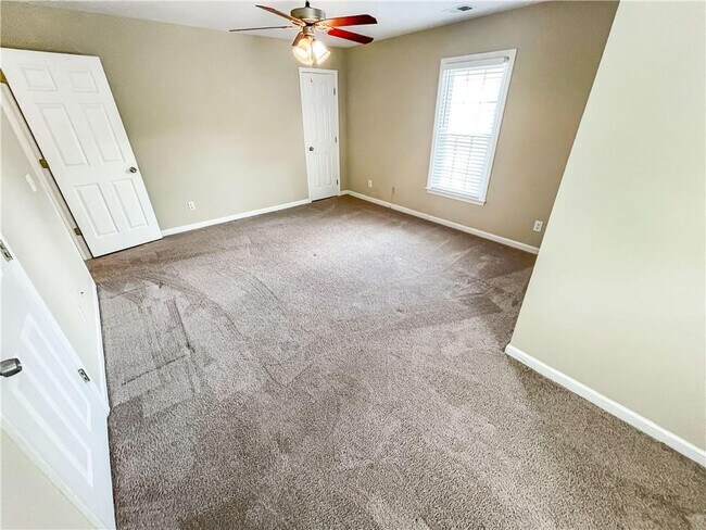 Building Photo - 1598 Brentwood Dr