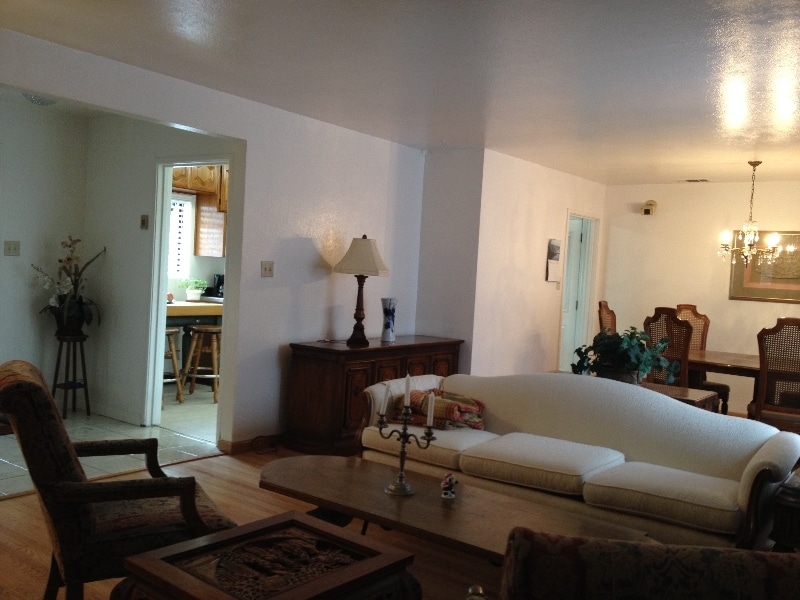 Building Photo - 600 Morse Ave