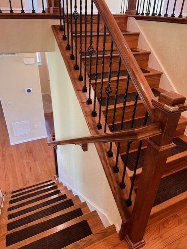 Building Photo - Beautiful Sierra Ridge 4-Bedroom, 3.5-Bath...