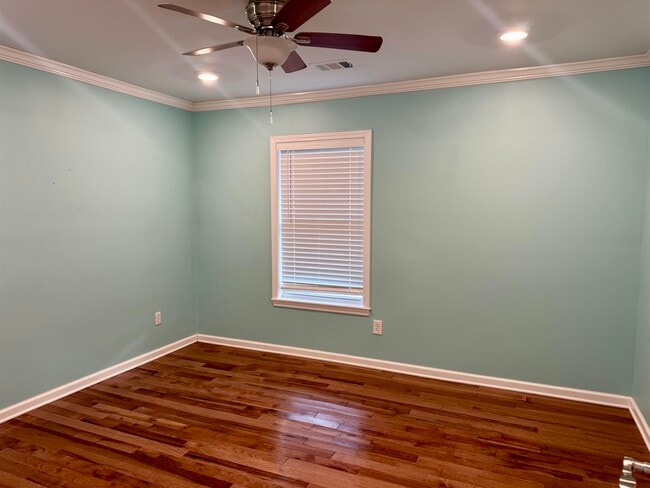 Building Photo - 770 West Virginia Rd