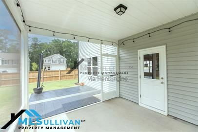 Building Photo - 8400 Jordan Meadow Dr