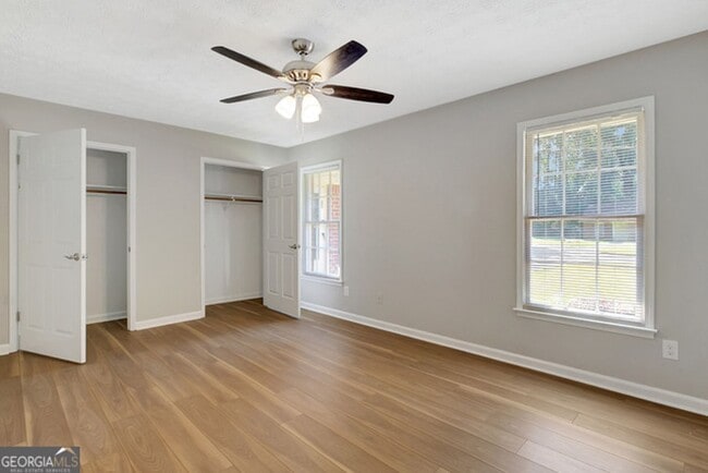 Building Photo - 125 Belle Dr