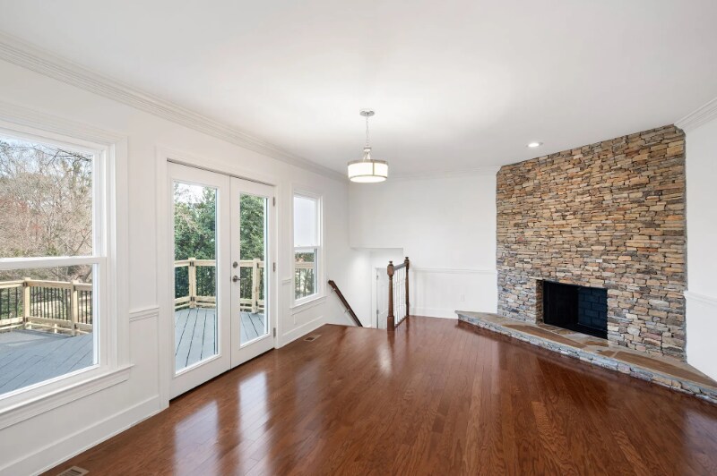 Building Photo - 1986 Willeo Creek Point