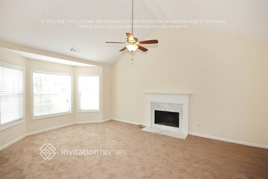 Building Photo - 320 Ashland Manor Dr