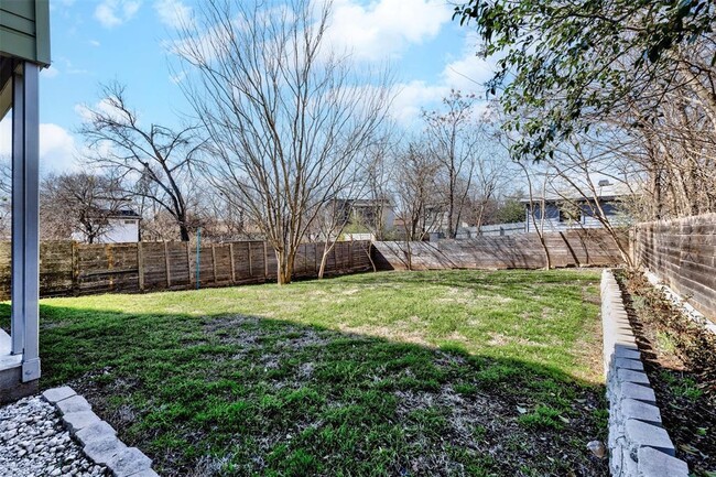 Building Photo - 1716 Adina St