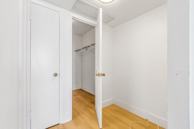Building Photo - 5555 Collins Ave