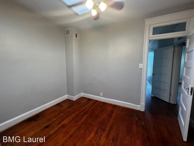 Building Photo - 3 br, 2 bath House - 1216 E St NE