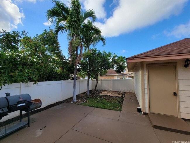 Building Photo - 91-1040 Kaipu St Ewa Beach, HI 96706
